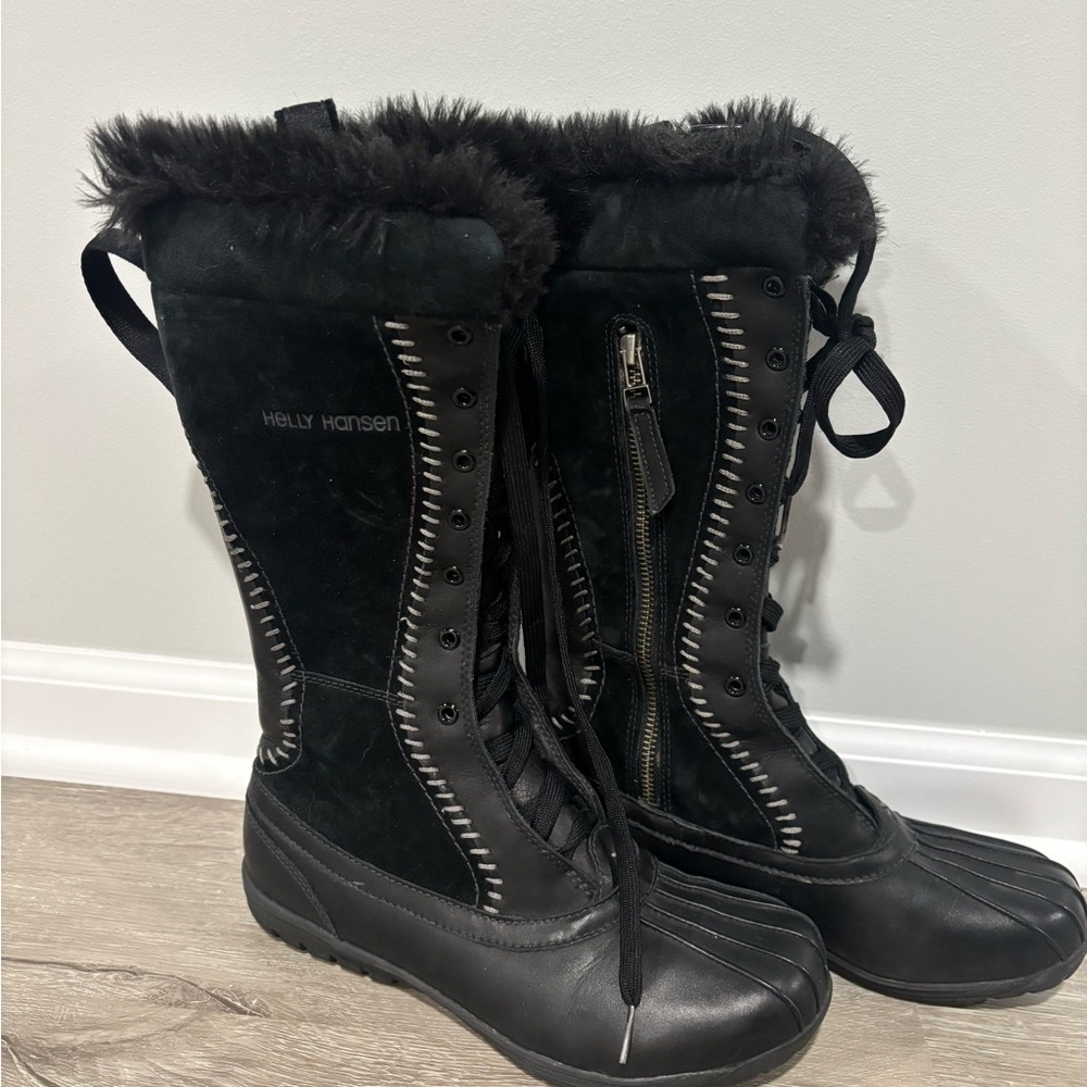 Helly Hansen Black Women's Winter snow white stitching Boots size 7